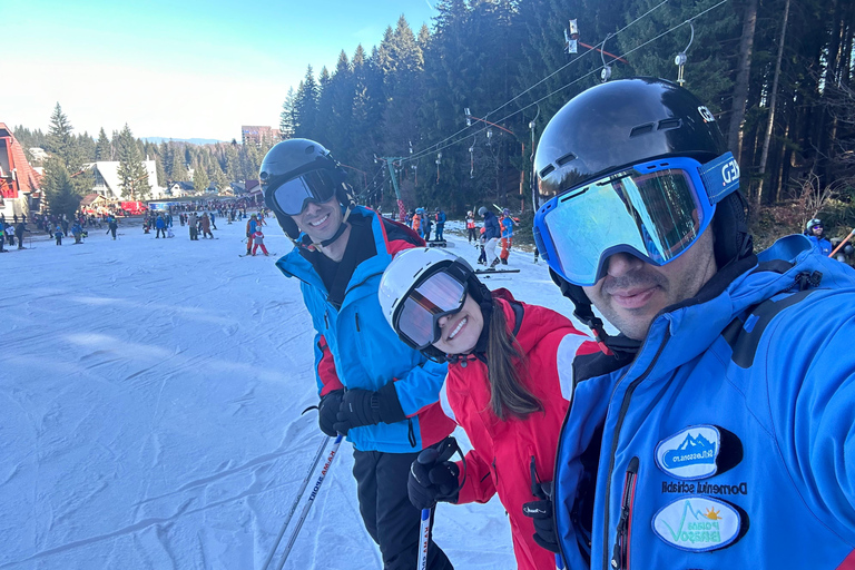 Brasov: Excursión de un día con clases de esquí para todas las edades y niveles