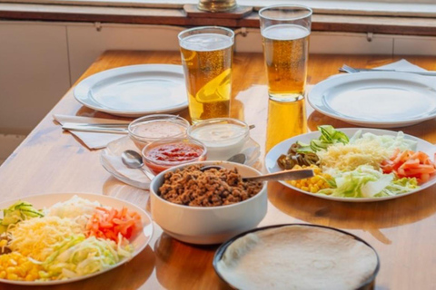 Stockholm: All-You-Can-Eat Shrimp/Tacos Cruise & Live Music