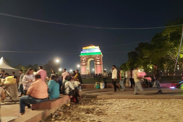 Delhi: Magiczna wieczorna wycieczka z przewodnikiem po Starym i Nowym DelhiDelhi: Magiczna wieczorna wycieczka Zwiedzanie Bramy Indii