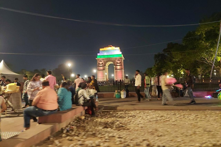 Delhi : Excursion guidée d'une journée dans le Vieux et le Nouveau Delhi, soirée magiqueDelhi : Soirée magique Visite de la Porte de l'Inde