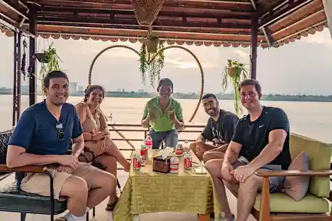 Phnom Penh Silk Island Sunset Haft Day Vespa Tour