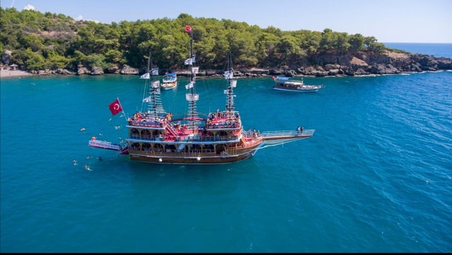 Alanya Pirate Party Cruise: Lunch & Soft Drinks Included