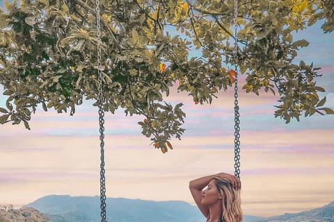 North Bali: Ulun Danu, Waterfalls, Swing and Monkey Forest Private Tour with Entry Ticket