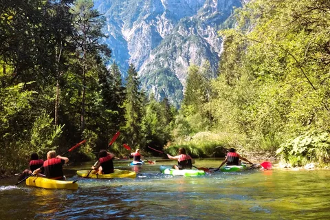 Bad Goisern: Kayak adventure on the Traun in the Salzkammergut