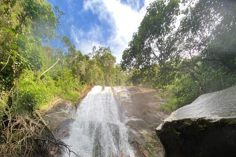 Medellín: passeio pelas cachoeiras e piscinas naturais