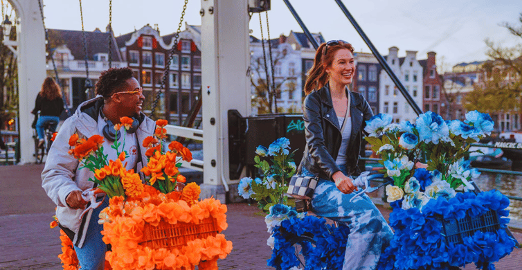 Amsterdam: City Centre, Guided Bike Tour on Flower Bikes photo 2