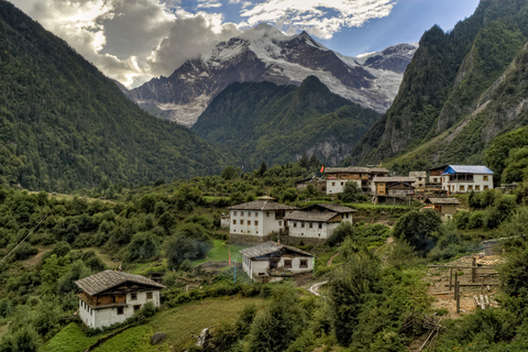 Everest Base Camp Trek: Majestätischer Himalaya-Abenteuer-Experte