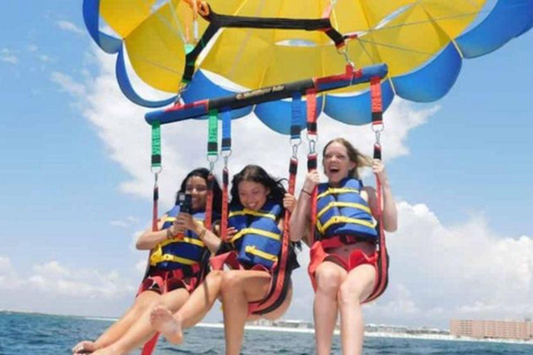 Punta Cana Parasailing plus a visit to the artisan market in Punta Cana Parasailing in Punta Cana plus a visit to the craft market in Punta Cana