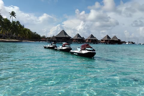 Rangiroa : excursion en jetski avec un guide