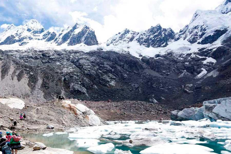 Huaraz: Rocotuyoc Ice Lagoon - White Mountain Range