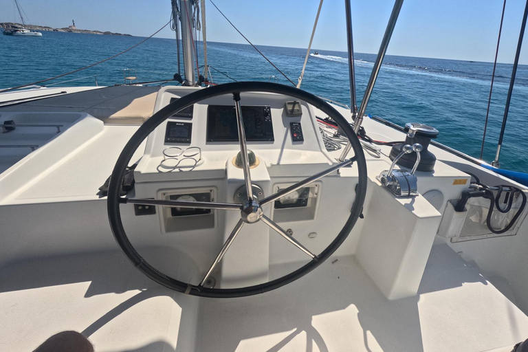 Menorca: 2-Hour Sunset Experience on a Private Catamaran Menorca: Sunset on a Private Catamaran - 2 Hours