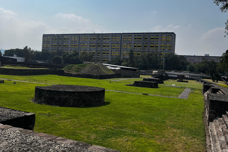 Esoteric Mexico City: Mysticism, Santeria and Santa Muerte