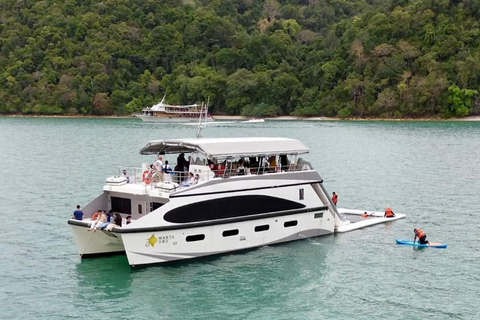 Langkawi: Premium Sunset Slide Cruise with Buffet & Drinks