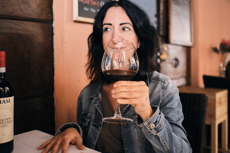 Wine Tasting near the Aquarium of Genoa