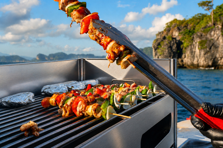 Krabi: Premium Cruise with Dinner & Plankton Swim Meet at Bamboo Beach Club in Ao Nang