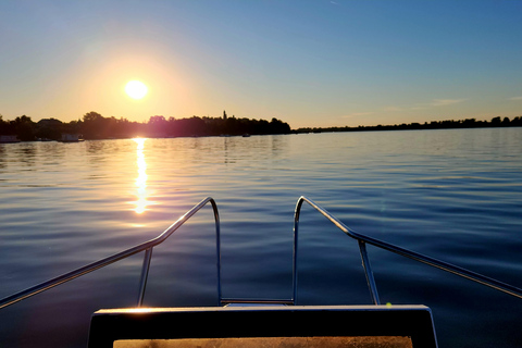 Belgrade: PRIVATE Luxury Boat Cruise on 2 Rivers 2 HOURS Private luxury boat day cruise + FREE DRINKS