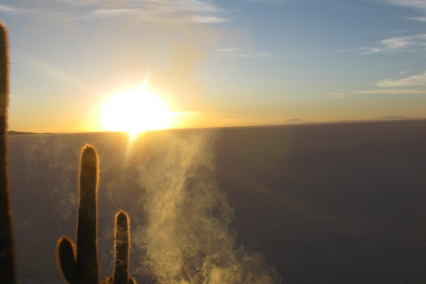 La Paz: 4 Days 3 Nights Salar de Uyuni Tour by Air