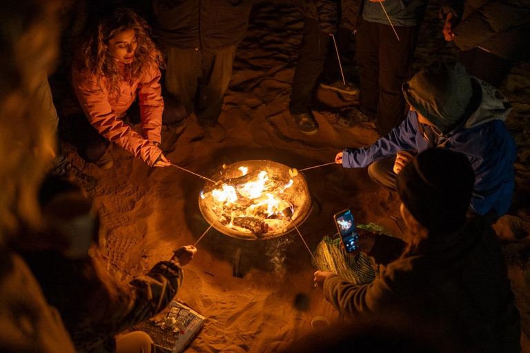 Al Quaa Safari, Al Wathba Salt Lake & Fossil Dunes Tour