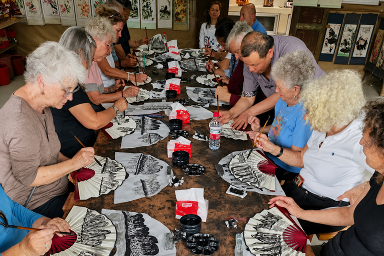 Yangshuo: Peng Family Fan Painting Workshop in Fuli Fan Painting Workshop