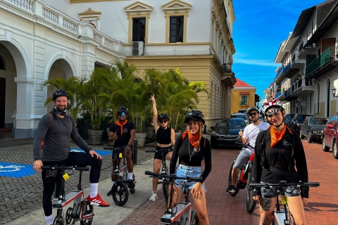 Expedición Eléctrica a Panamá: Aventura ecológica en bicicleta eléctrica