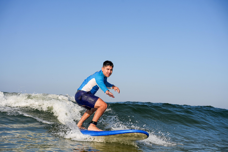 Rio de Janeiro: Surf school with all materials included Surf lessons: Ipanema and Copacabana rivers