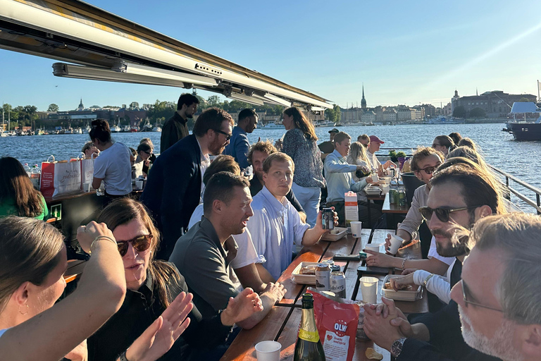 Gothenburg: 2-hour Live Music Raft Tour (BYO)