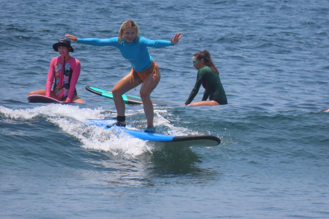 Uluwatu: Lezione di surf per principianti e intermedi con attrezzatura