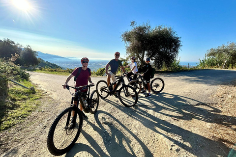 Excursion en E-Bike dans les carrières de marbre de Carrare avec dégustation de saindoux