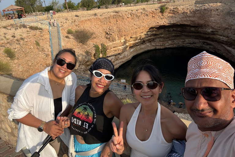 Wadi Arbyeen Hike & Swim with Quriyat, Fins & Sinkhole
