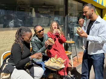 Marseille: Foodie Walking Tour of the Cours Julien District