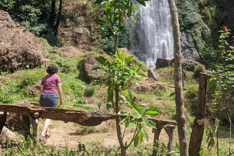 Bandung Countryside Tour: Waterfall, Rice Fields &amp; Culture