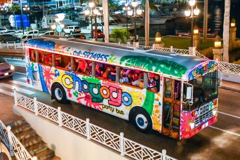 Oranjestad: Latin/Caribbean Party Bus Night Tour & Karaoke