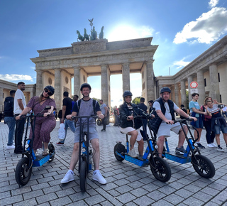 Tour in scooter a Berlino