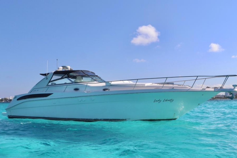 Croisière paradisiaque à bord d'un yacht de luxe à Cancun6 heures d'excursion de luxe autour de Isla Mujeres
