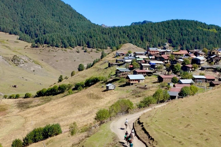 3-Day Tusheti Jeep Adventure:Explore the Tusheti with Locals