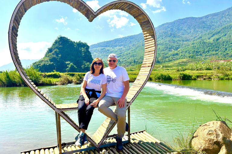 From Hanoi: 3-Day Ninh Binh & Pu Luong Nature Adventure Option 2: Deluxe Hotel & Deluxe Resort with Mountain View
