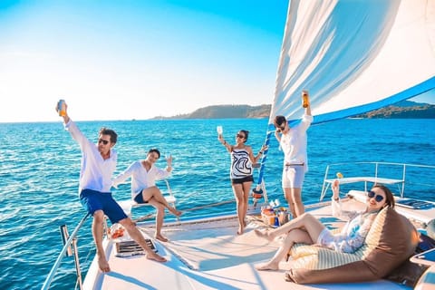 Phuket: Sunset Cruise & Dinner at Promthep Cape by Catamaran