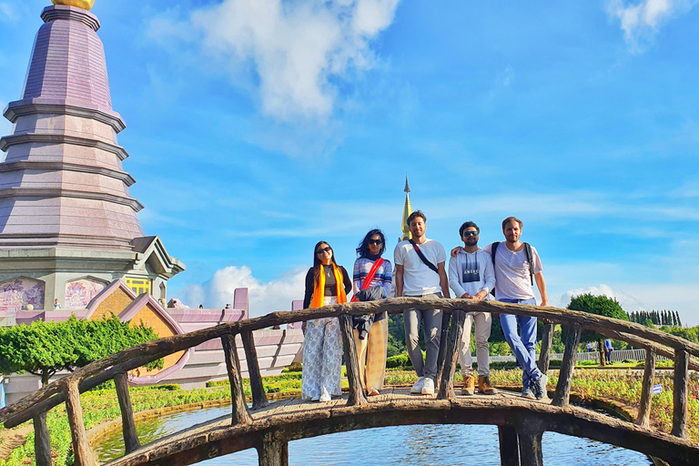 Chiang Mai: Doi Inthanon Tour & Pha Dok Siew Trail Trek Private Tour