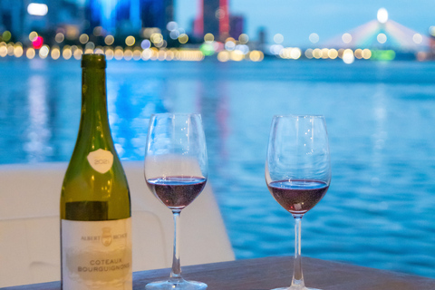 Da Nang: Private Luxury Yacht & Dragon Bridge Fire Show Luxury 2-Hour Ocean Mansion Yacht Charter – 4-Bedroom Bliss