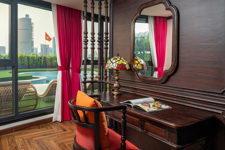 Rever Cruise: A Refined Dining Journey Along Saigon River