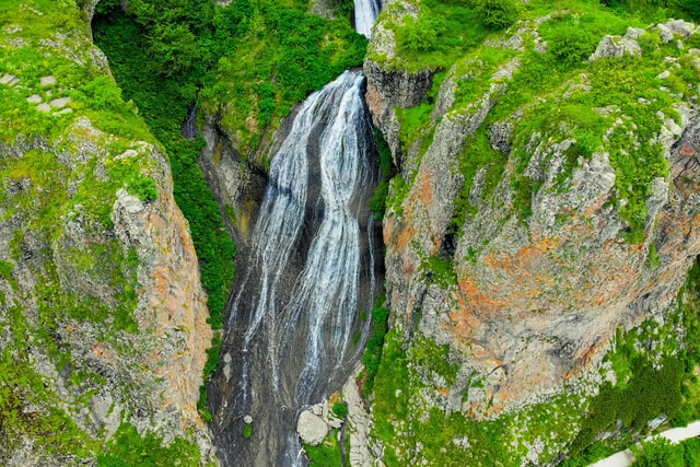 Dagtrip naar Jermuk։ Noratus, Selim Pas, Wijnproeven