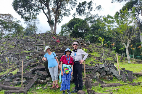 Jakarta: Explore Gunung Padang Archaeological Site Tour