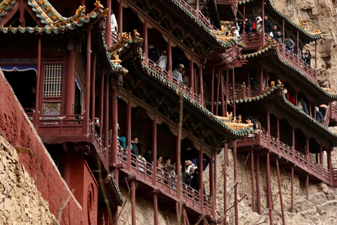 Datong: Hanging Temples, Yungang Grottoes & Wooden Pagoda Chinese / English-Speaking Tour Guide