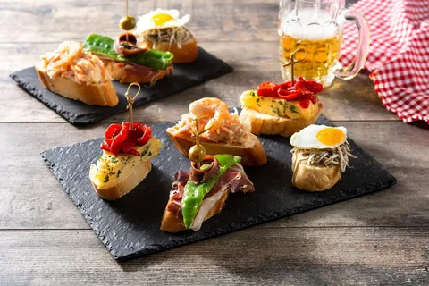 Descubra e saboreie Valência em um passeio de bicicleta (tapas + bicicleta)