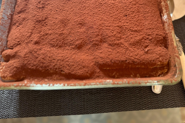 Genoa: Cooking Class Pesto, Gnocchi and Tiramisu with Tiziana