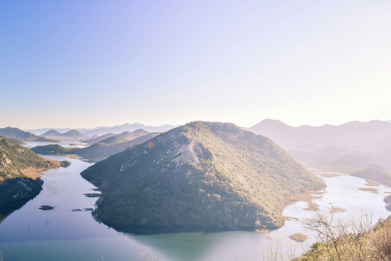 Lago Skadar: Explore a natureza e a culinária nacional