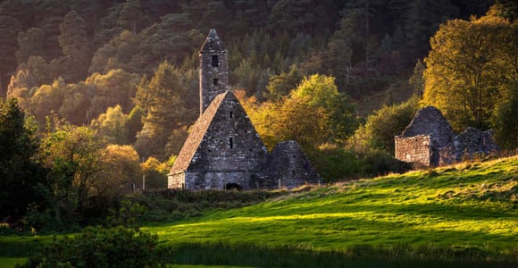 Dublin: Wicklow, Kilkenny & Glendalough Tour