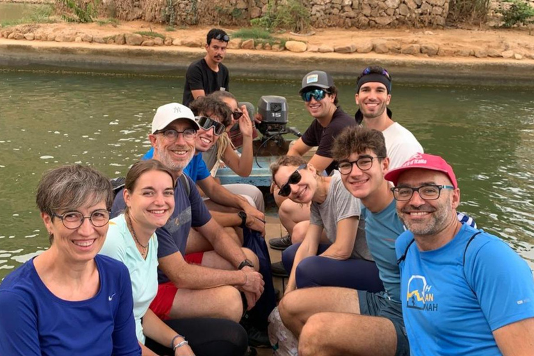 Muscat: Wadi Al Shab Oasis, Secret Cave & Sinkhole