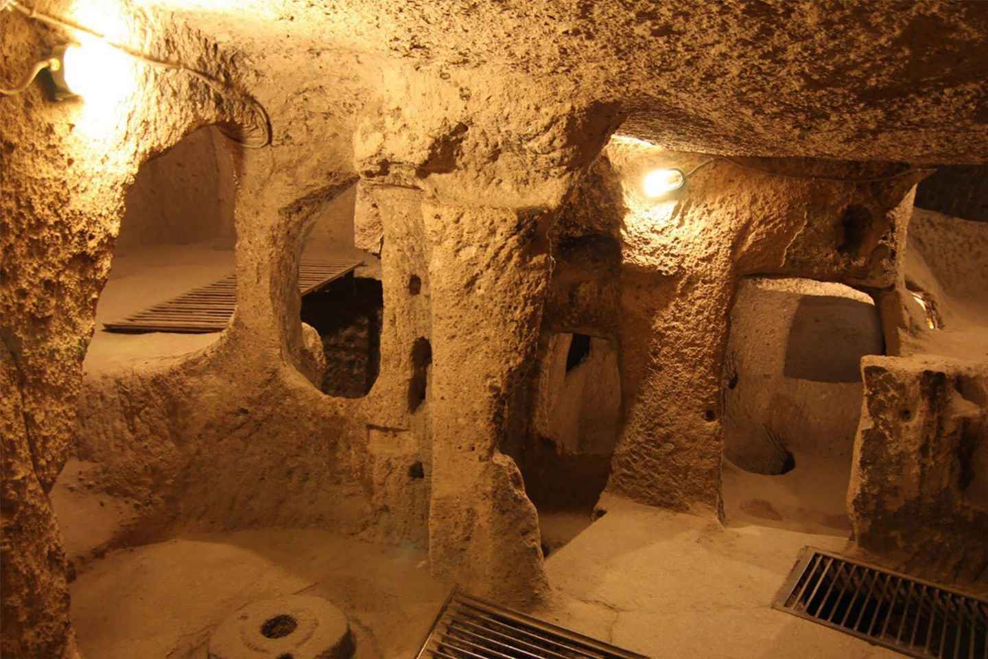 Cappadocia: Green Tour with Underground City & Ihlara Valley