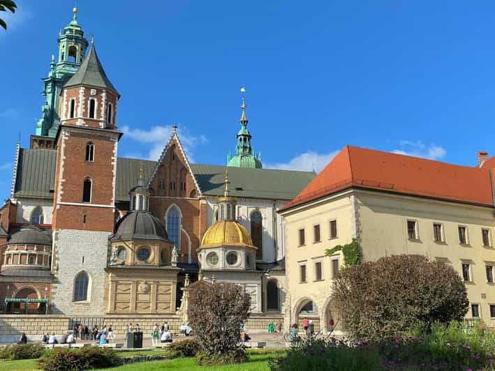 Krakow: Wawel Castle & Cathedral Guided Tour with Tickets